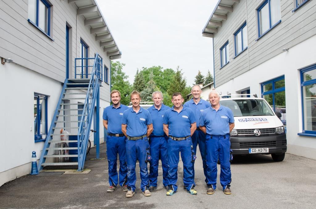 Service-Monteure bei KRAUSSER DRUCKLUFT GmbH & Co. KG
