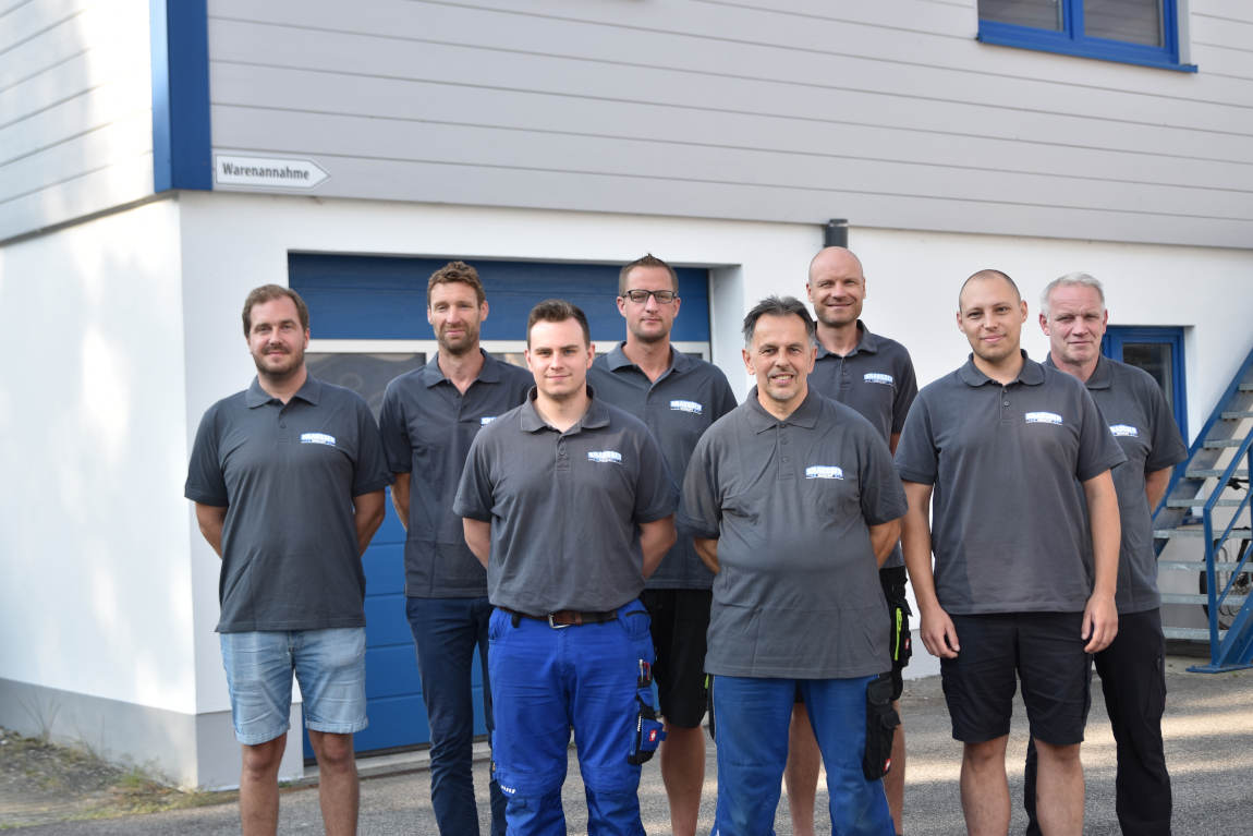 Service-Monteure bei KRAUSSER DRUCKLUFT GmbH & Co. KG